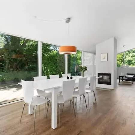 Spacious Luxury - Two Bedrooms Egå