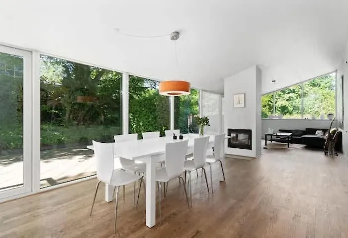 Spacious Luxury - Two Bedrooms Egå