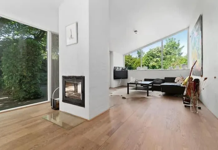 Apartment Spacious Luxury - Two Bedrooms