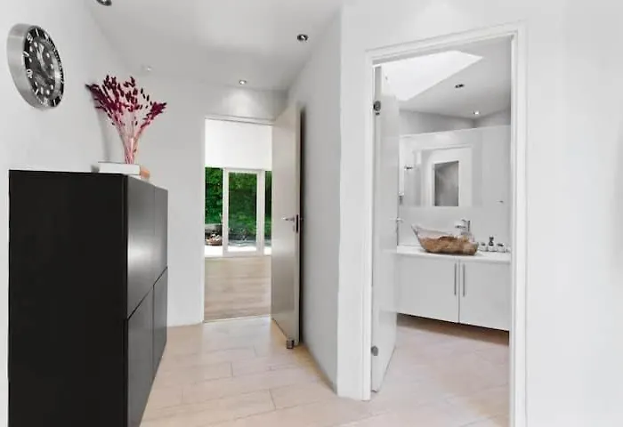 Apartment Spacious Luxury - Two Bedrooms